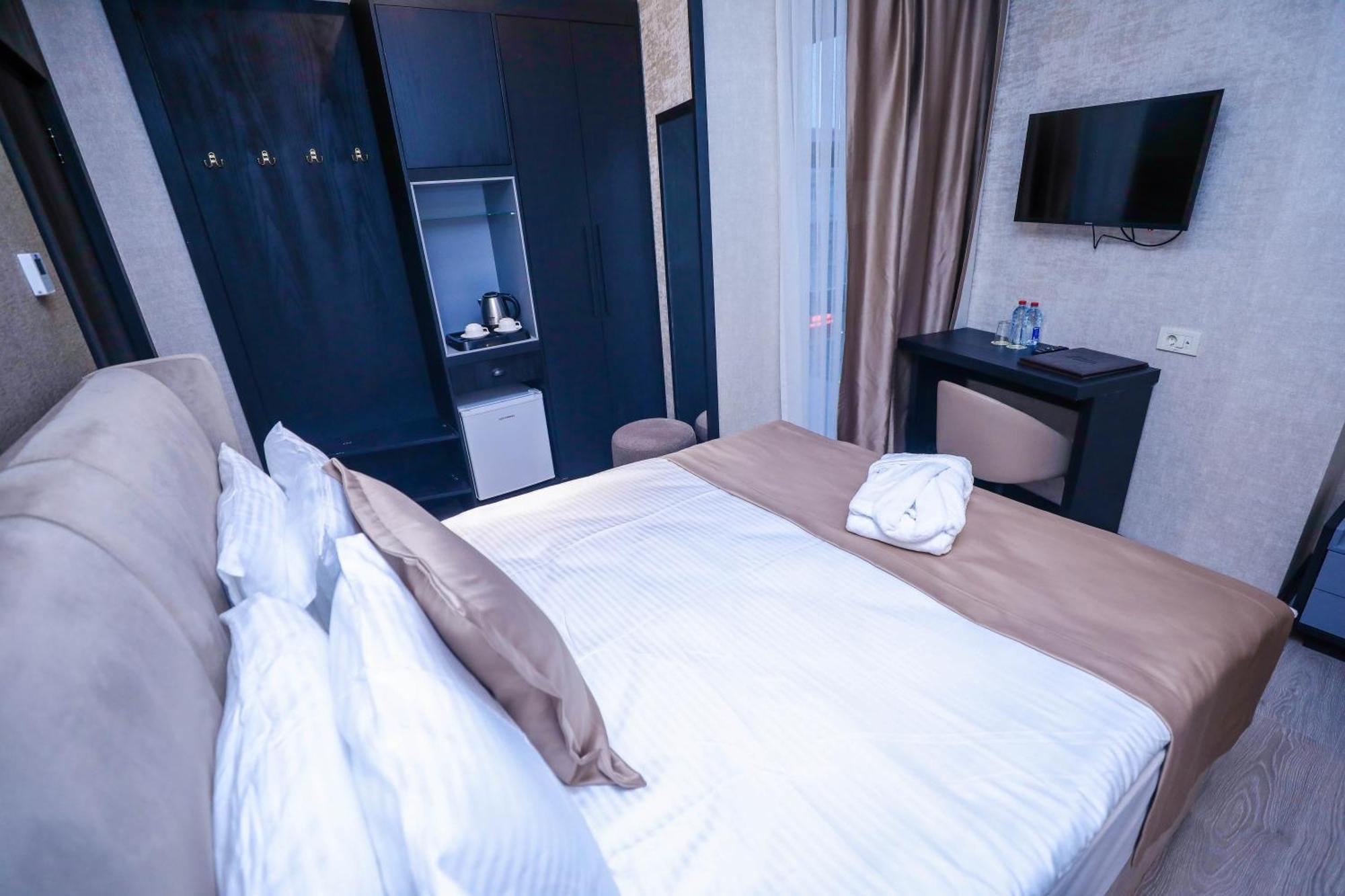 Arium Hotel Baku Exterior photo